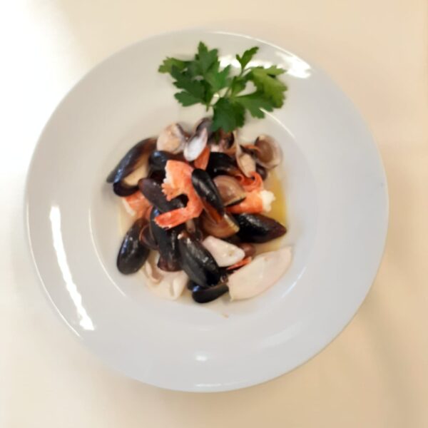Insalata di mare calda